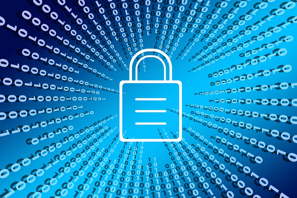 Privacidade de Dados: Como a regulamentação está mudando a forma como as empresas lidam com informações sensíveis?